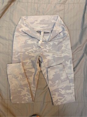 lululemon athletica Light Gray & White Camo Leggings